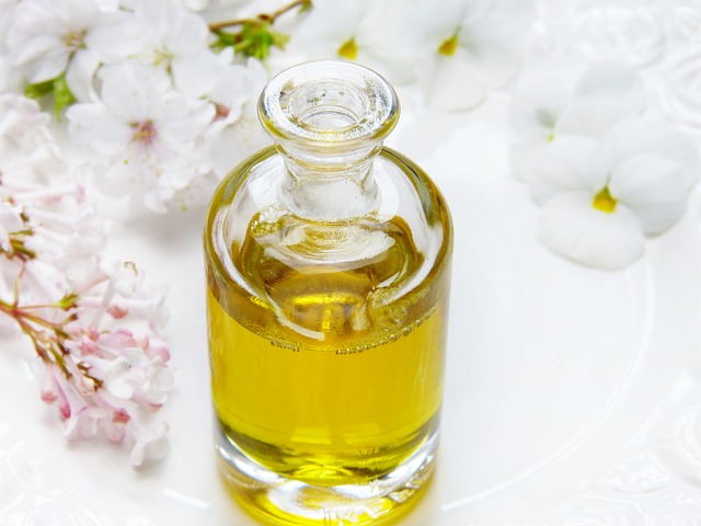 aroma therapy massage oil